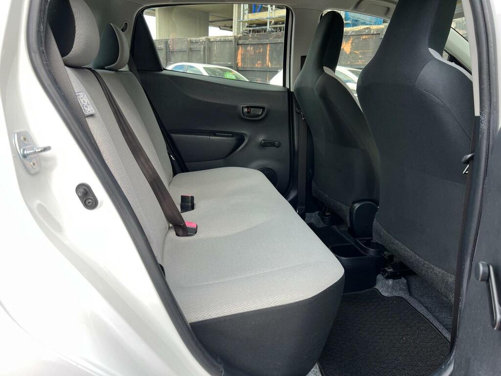 Toyota Yaris 1.5 Vvt-h Excel E-cvt Euro 6 Ss Grey #24