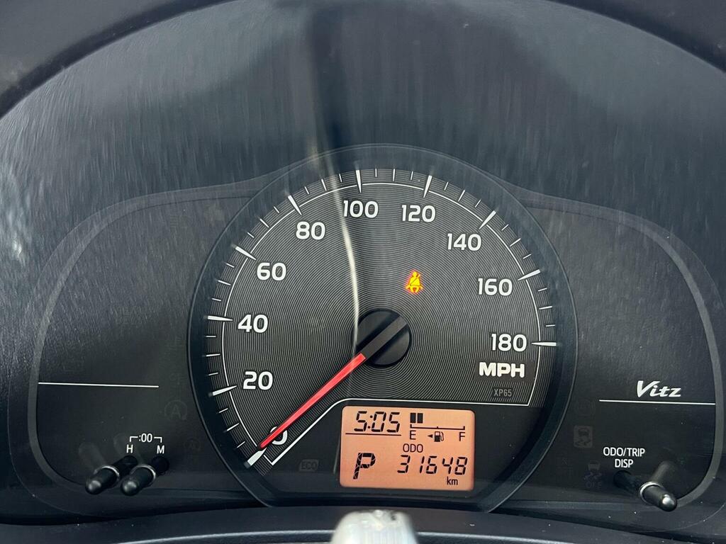 Toyota Yaris 1.5 Vvt-h Excel E-cvt Euro 6 Ss Grey #35