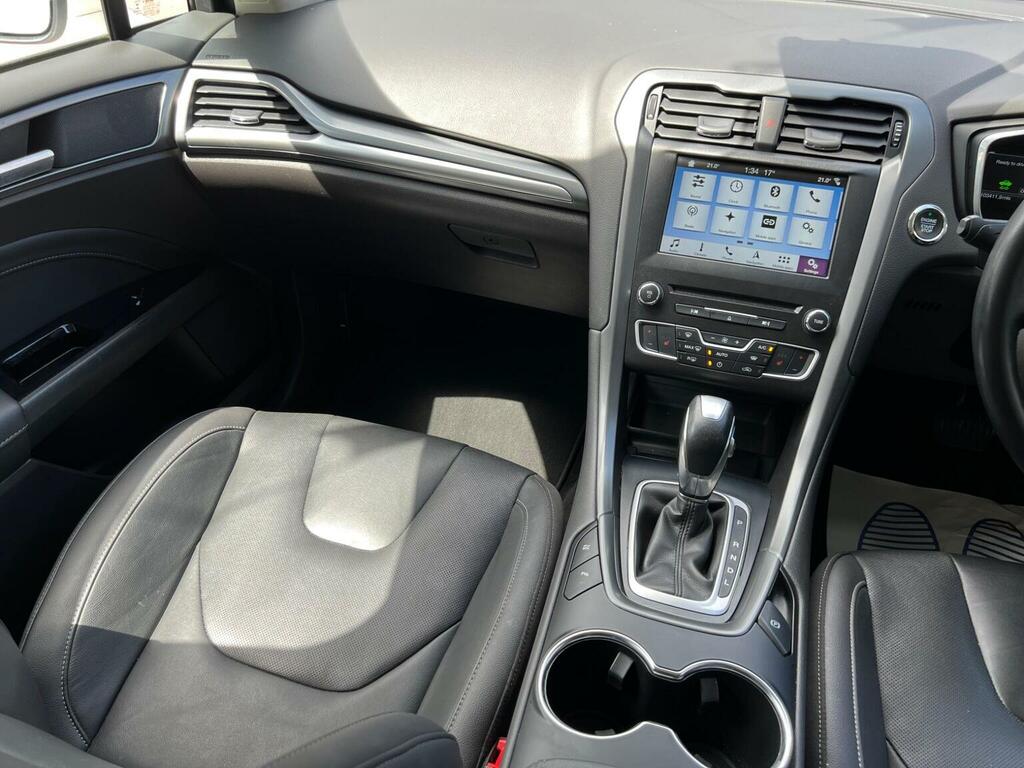 Ford Mondeo 2.0 Tivct Vignale Cvt 6Spd Euro 6 Ss  #16