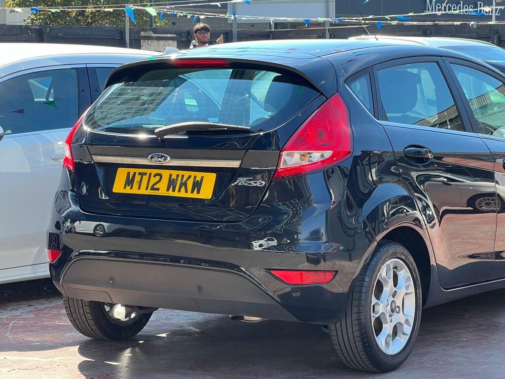 Ford Fiesta 1.25 Zetec Hatchback 129 Gkm, Red #12