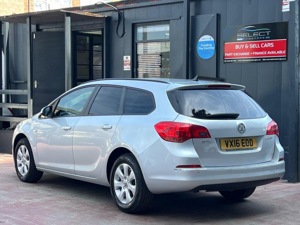 Vauxhall Astra 1.6 Cdti Ecoflex Design Sports Tourer Euro 6 Ss Silver #3