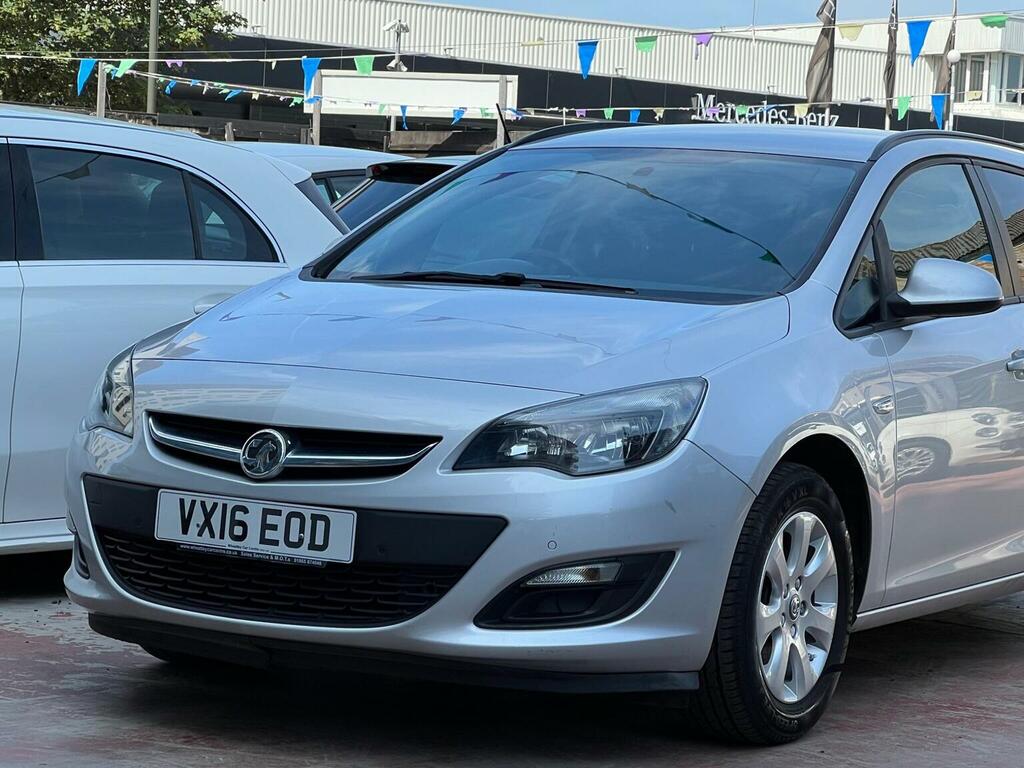 Vauxhall Astra 1.6 Cdti Ecoflex Design Sports Tourer Euro 6 Ss Silver #5