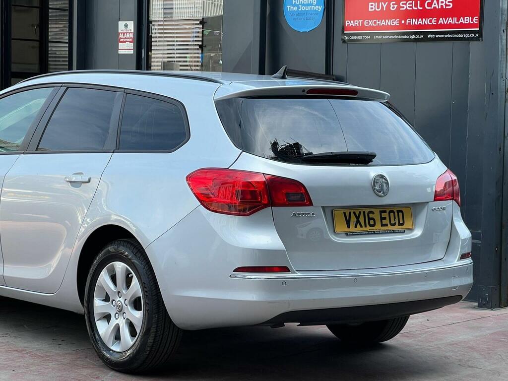 Vauxhall Astra 1.6 Cdti Ecoflex Design Sports Tourer Euro 6 Ss Silver #6