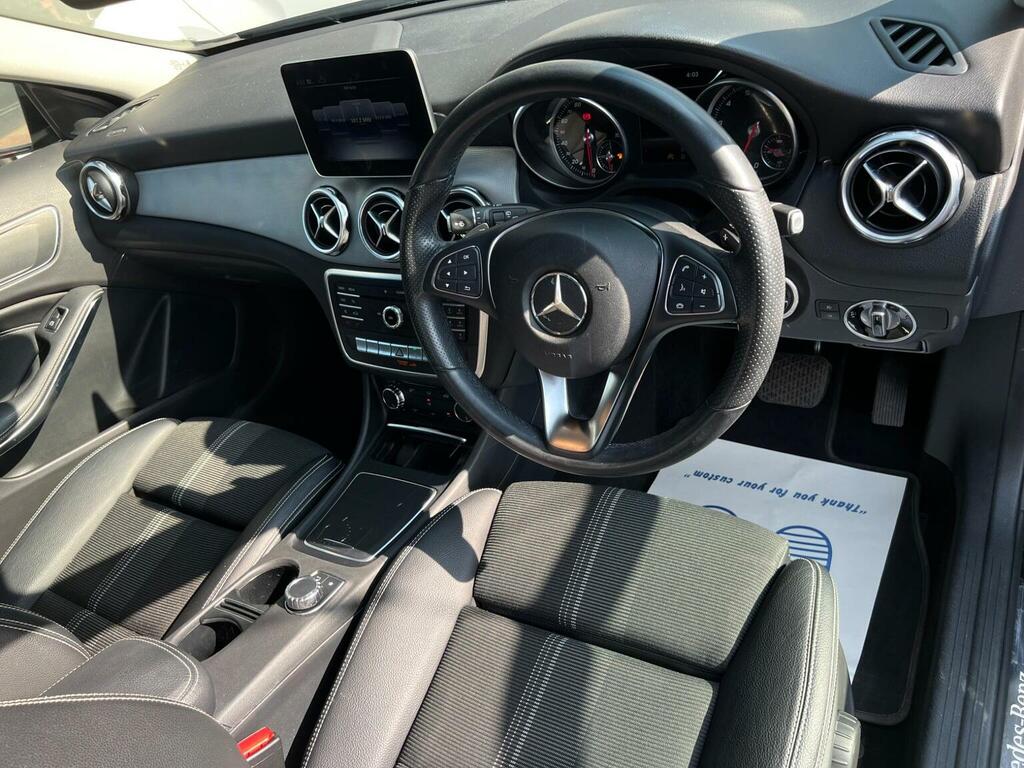 Mercedes-Benz GLA Class 180 Amg Line Edition Suv 7G-dct Euro 6 Grey #21