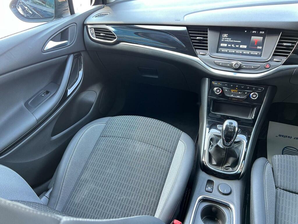 Vauxhall Astra 1.5 Turbo D Business Edition Nav Sports Tourer  #17