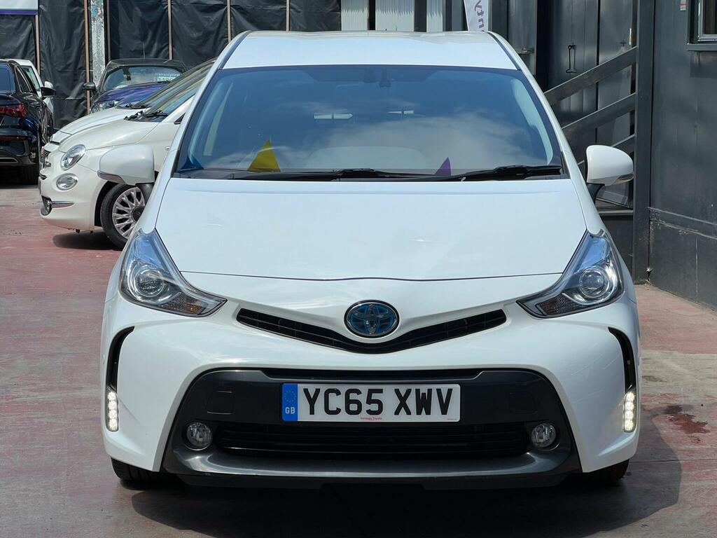 Toyota Prius+ Hatchback White #9