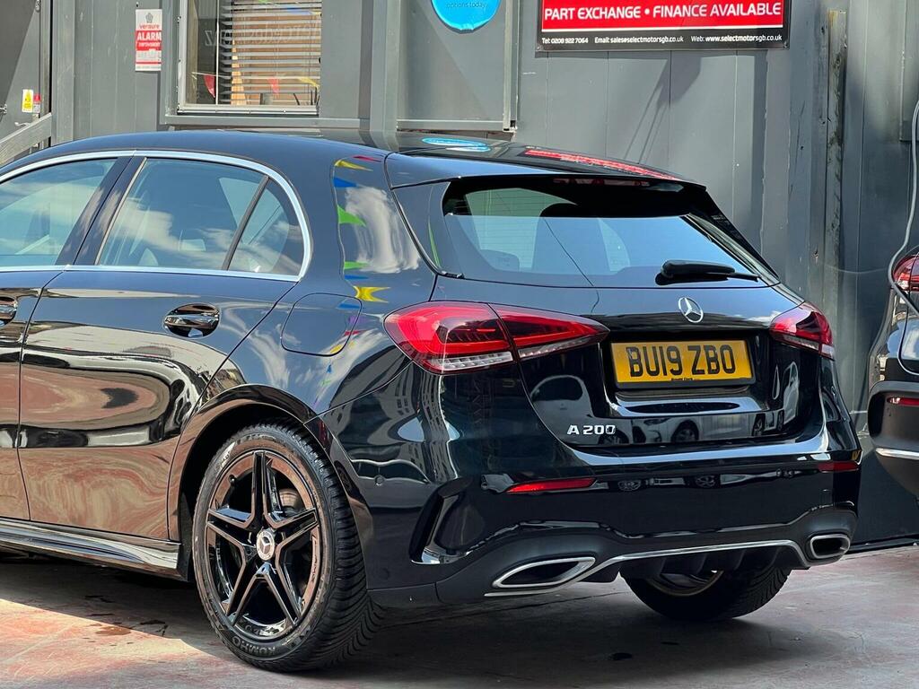 Mercedes-Benz A Class 1.3 A200 Amg Line Executive 7G-dct Euro 6 Ss Black #4
