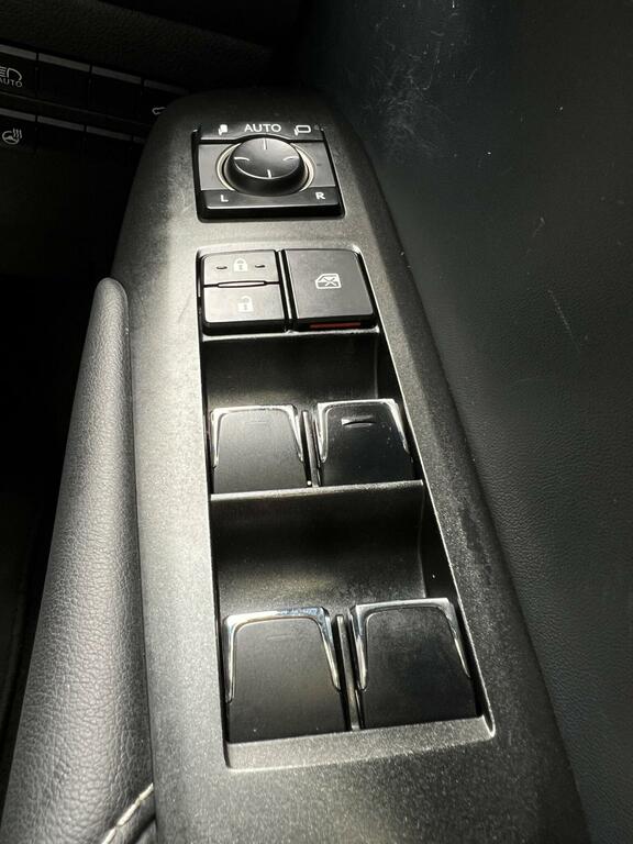 Lexus NX 300H 2.5 Luxury Cvt Premium Nav Red #28