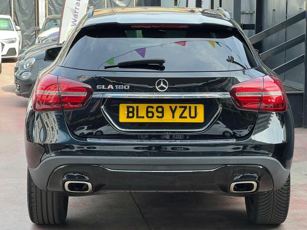 Mercedes-Benz GLA Class Gla 200 Amg Line Executive Black #12