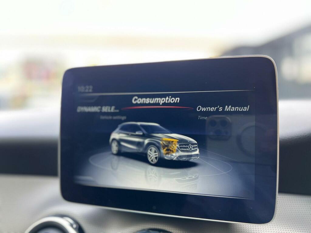 Mercedes-Benz GLA Class Gla 200 Amg Line Executive Black #50