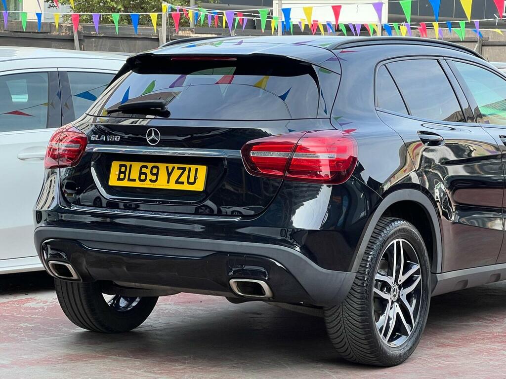 Mercedes-Benz GLA Class Gla 200 Amg Line Executive Black #15