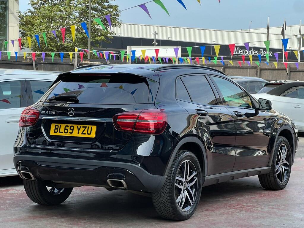 Mercedes-Benz GLA Class Gla 200 Amg Line Executive Black #14