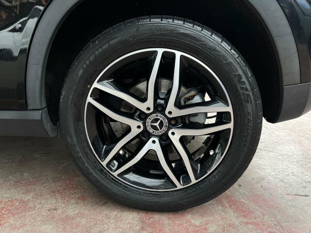 Mercedes-Benz GLA Class Gla 200 Amg Line Executive Black #37