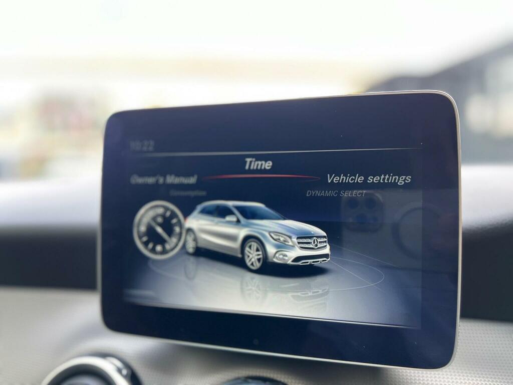 Mercedes-Benz GLA Class Gla 200 Amg Line Executive Black #49