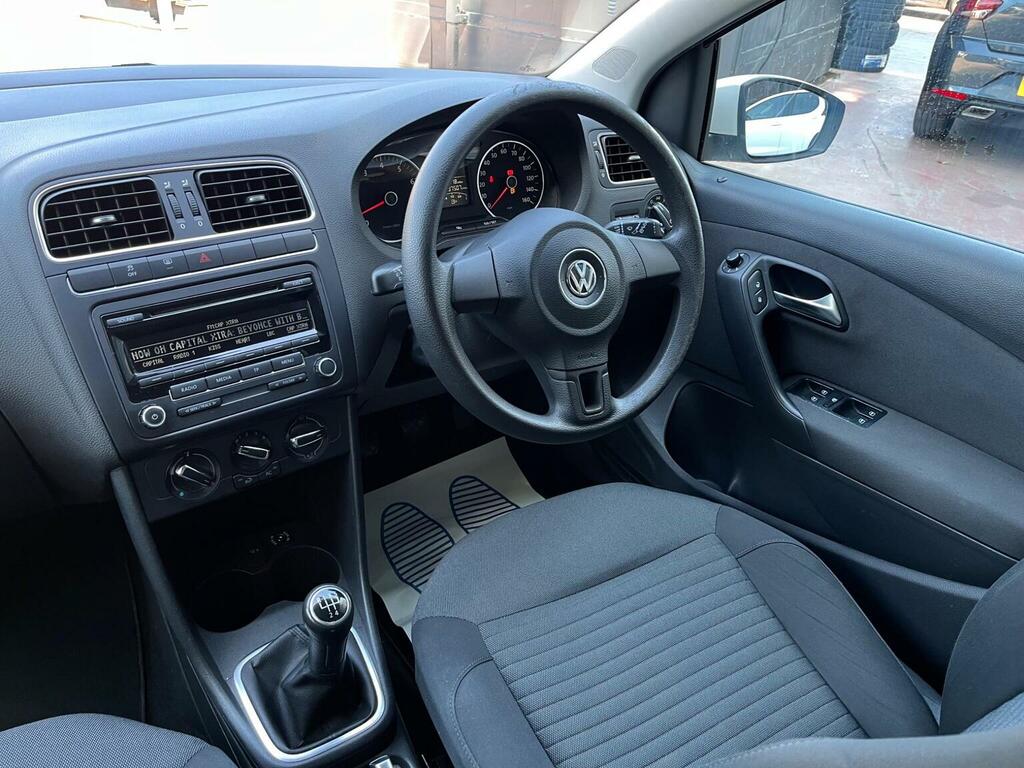 Volkswagen Polo 1.2 Tsi Bluemotion Tech Black #16