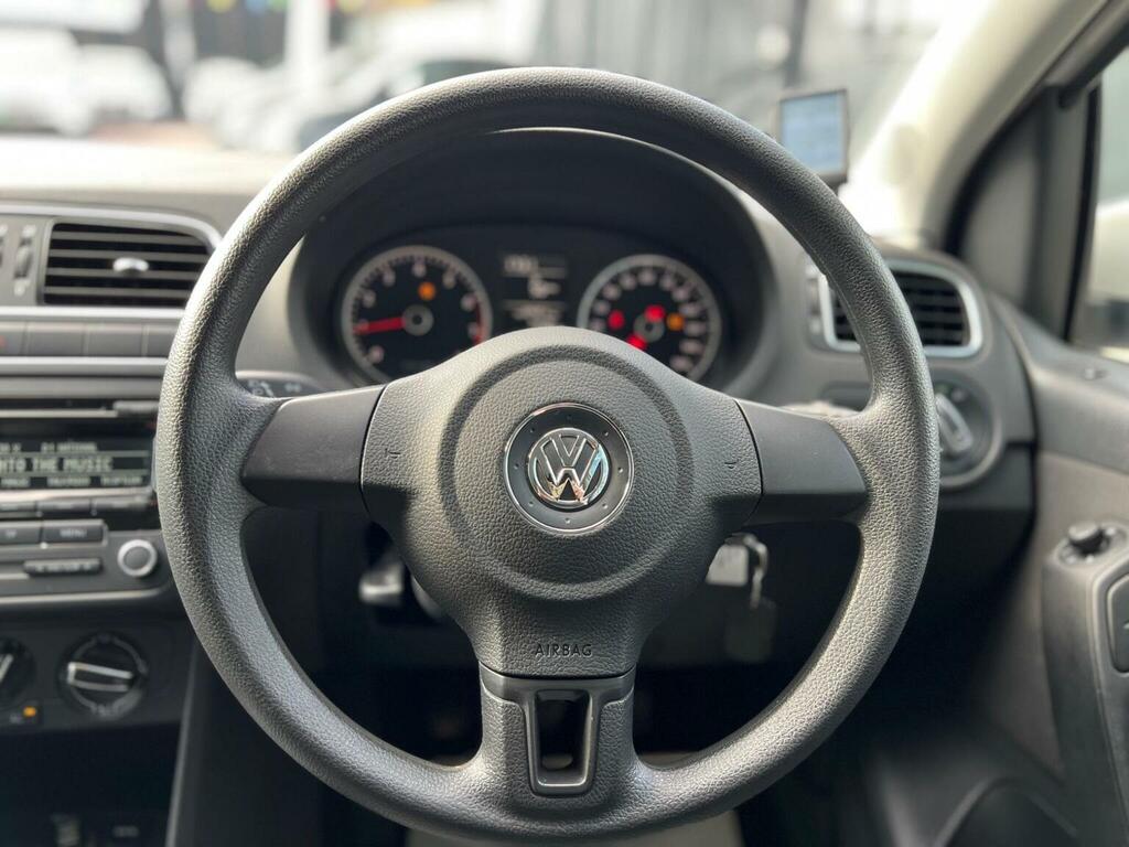 Volkswagen Polo Match White #41