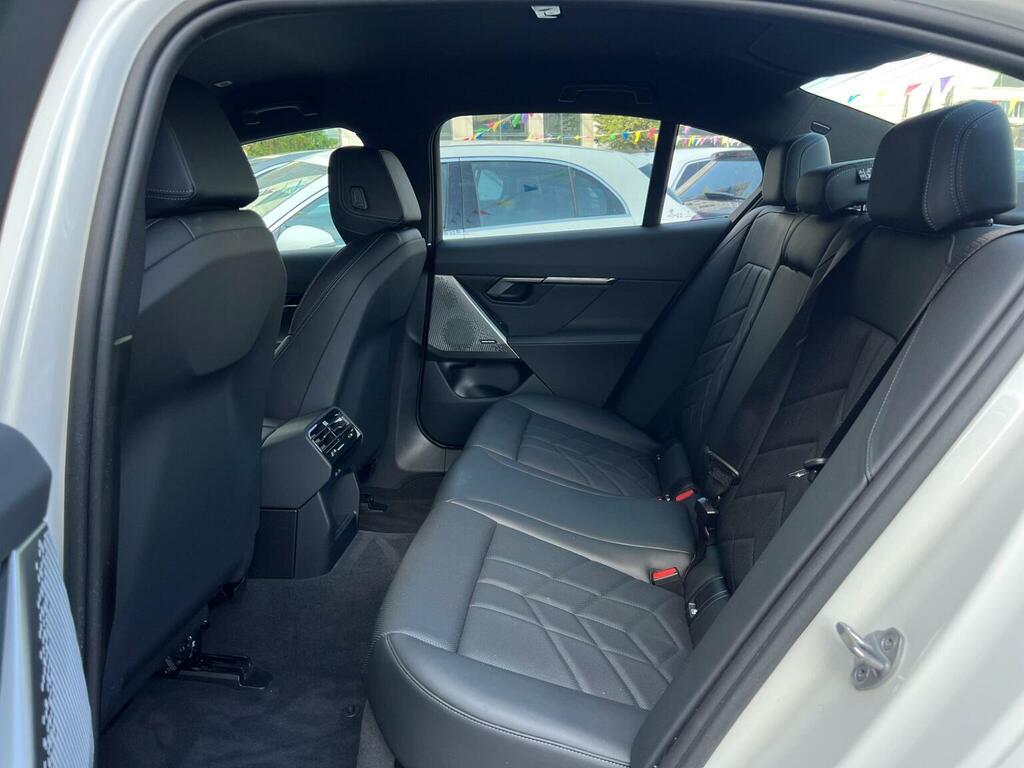 BMW i5 G60 Edrive40 M Sport Saloon Black #23