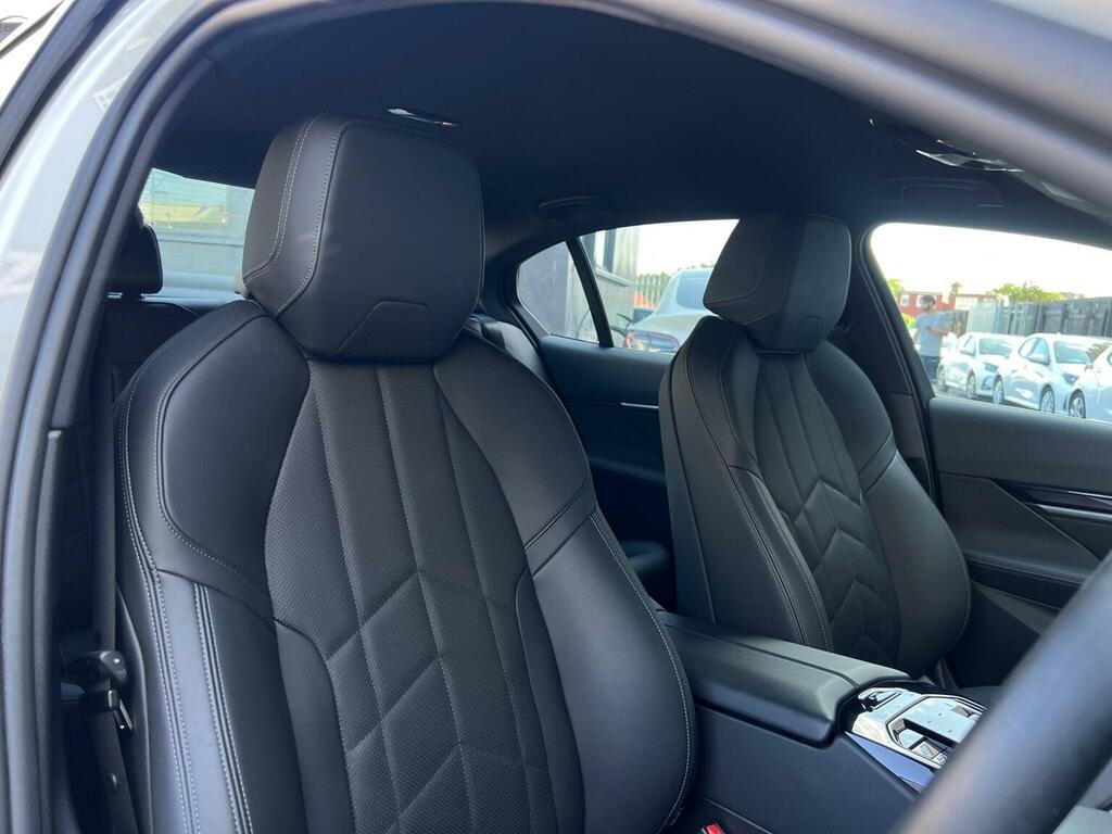 BMW i5 G60 Edrive40 M Sport Saloon Black #20