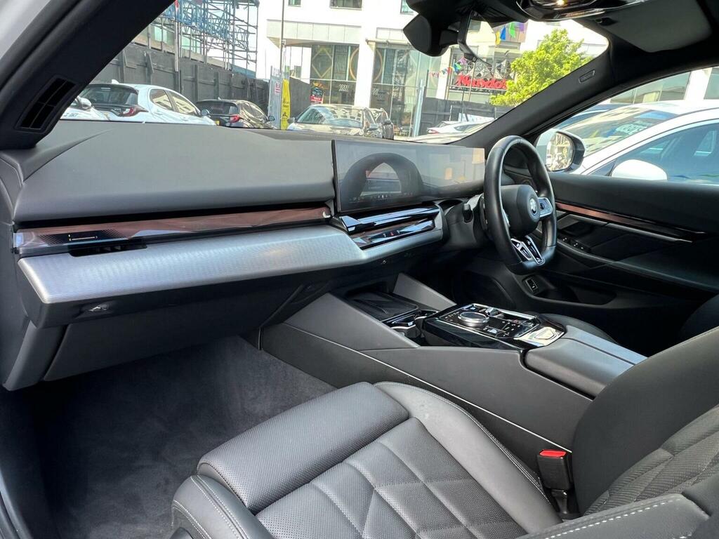 BMW i5 G60 Edrive40 M Sport Saloon Black #16