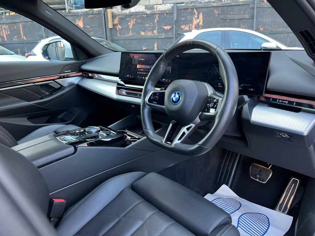 BMW i5 G60 Edrive40 M Sport Saloon Black #17