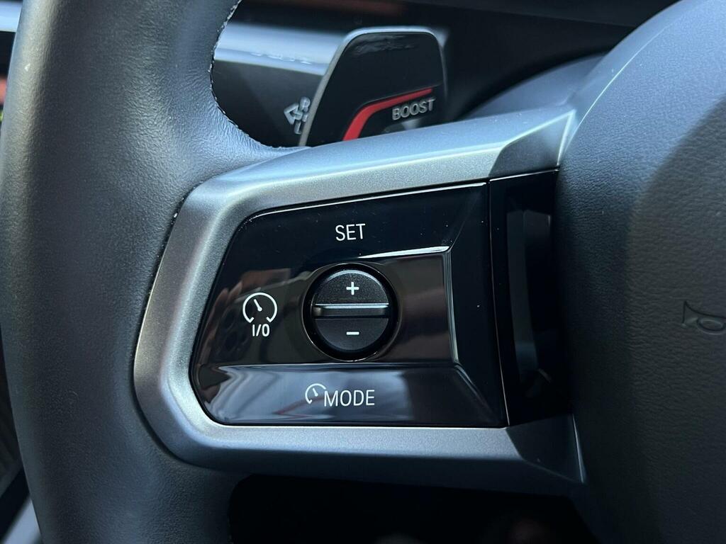 BMW i5 G60 Edrive40 M Sport Saloon Black #32