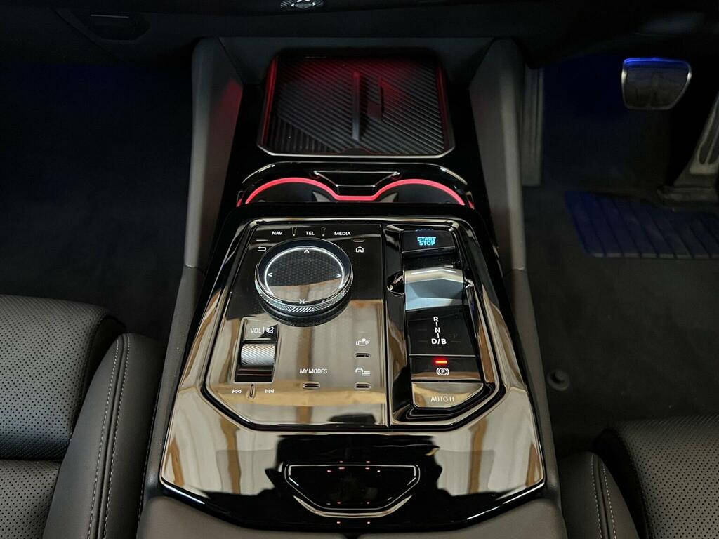 BMW i5 G60 Edrive40 M Sport Saloon Black #37