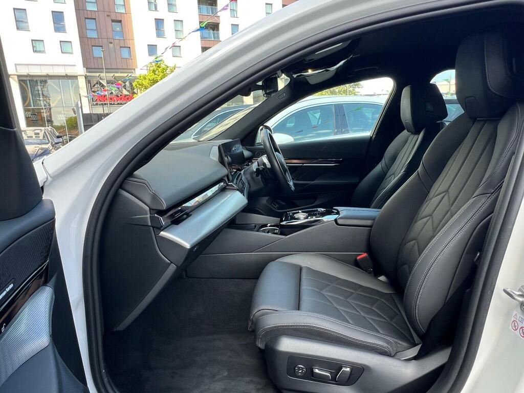 BMW i5 G60 Edrive40 M Sport Saloon Black #73