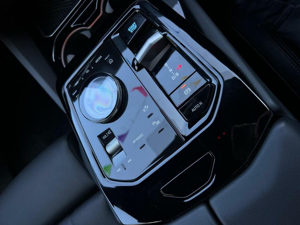 BMW i5 G60 Edrive40 M Sport Saloon Black #35