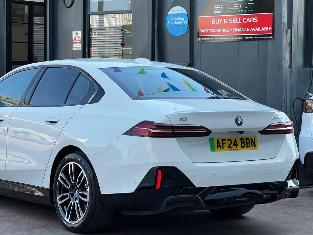 BMW i5 G60 Edrive40 M Sport Saloon Black #9