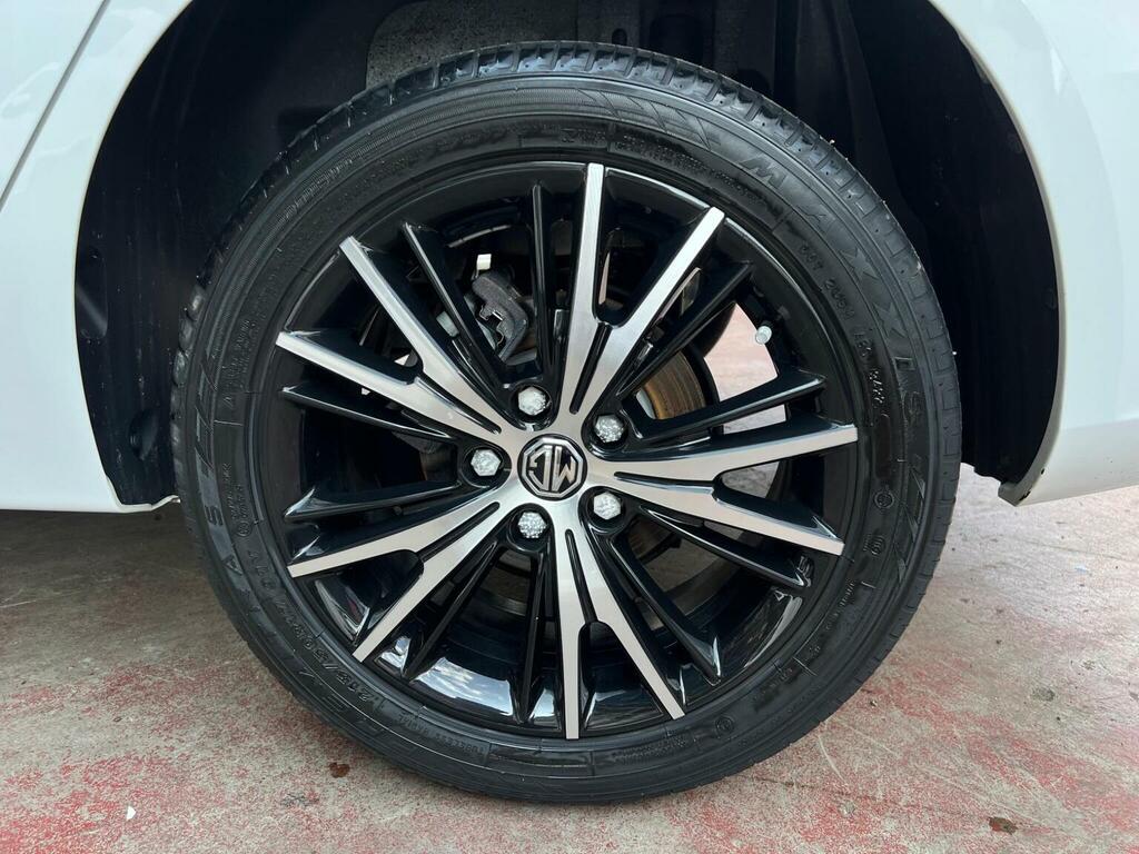 MG MG5 Mg5 61.1Kwh Trophy Long Range Estate Grey #35