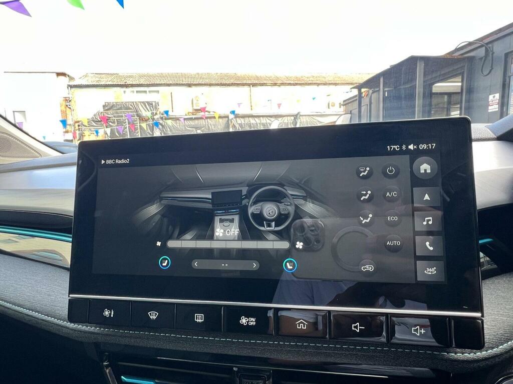 MG MG5 Mg5 61.1Kwh Trophy Long Range Estate Grey #40