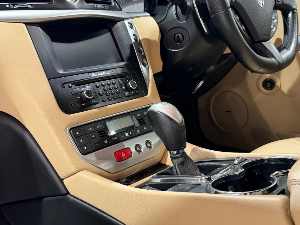 Maserati GranTurismo Sport Auto #20
