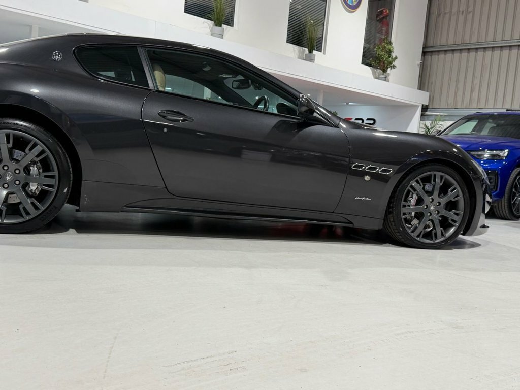 Maserati GranTurismo Sport Auto #31