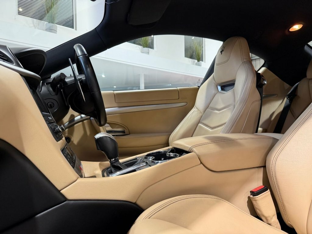 Maserati GranTurismo Sport Auto #16