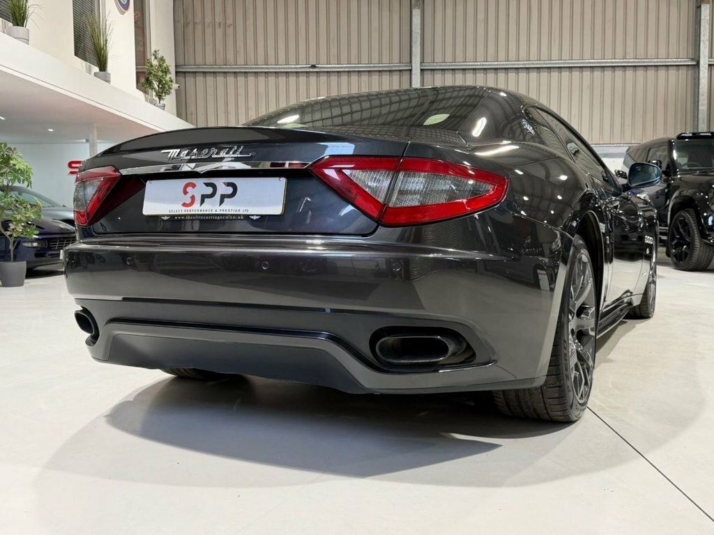 Maserati GranTurismo Sport Auto #30