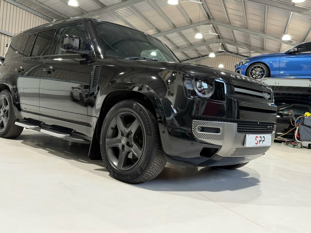 Land Rover Defender 110 3.0 D250 Mhev X-dynamic Se Suv 4Wd Black #4