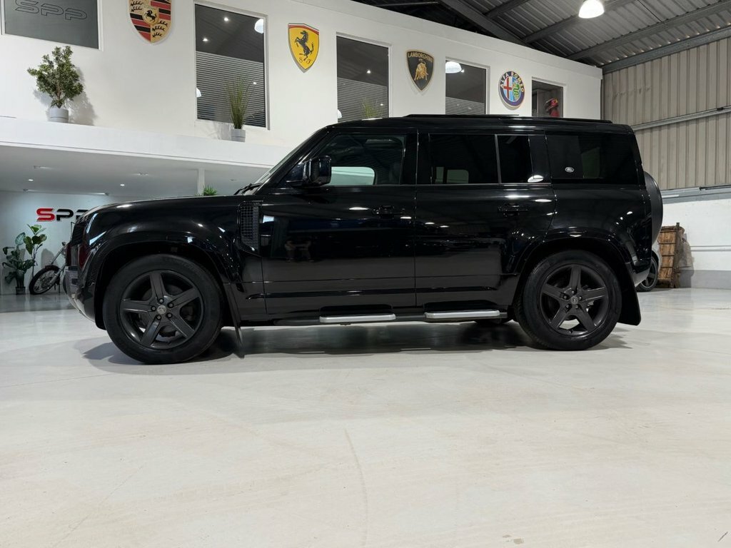 Land Rover Defender 110 3.0 D250 Mhev X-dynamic Se Suv 4Wd Black #2