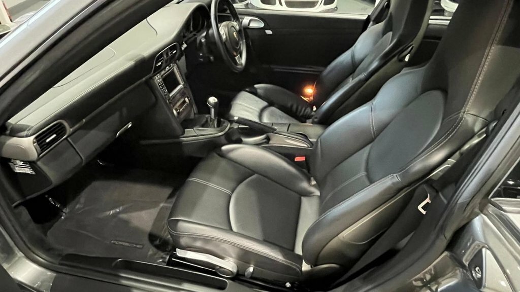 Porsche 911 Carrera 2S Black #11