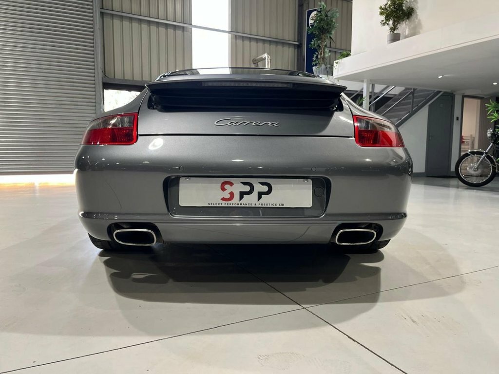Porsche 911 Carrera 2S Black #23