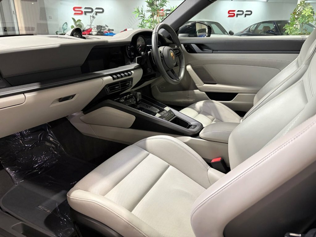 Porsche 911 Carrera 4S Pdk Grey #13