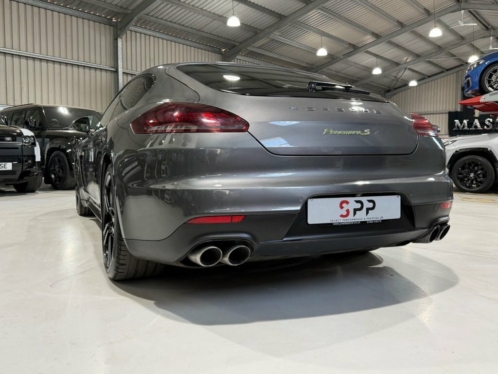 Porsche Panamera 3.0 V6 E-hybrid S Hatchback Plug-in Hyb Grey #5