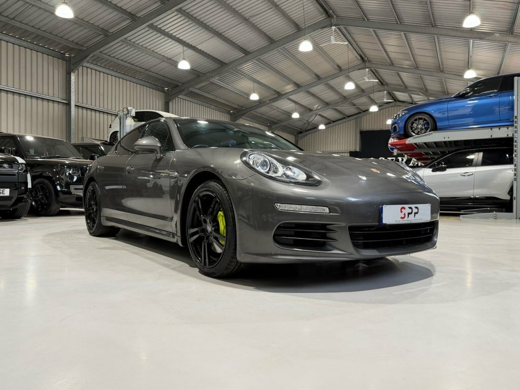 Porsche Panamera 3.0 V6 E-hybrid S Hatchback Plug-in Hyb Grey