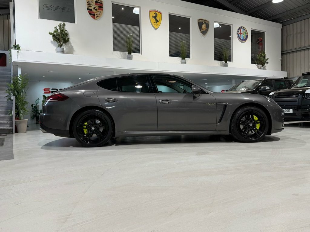 Porsche Panamera 3.0 V6 E-hybrid S Hatchback Plug-in Hyb Grey #2