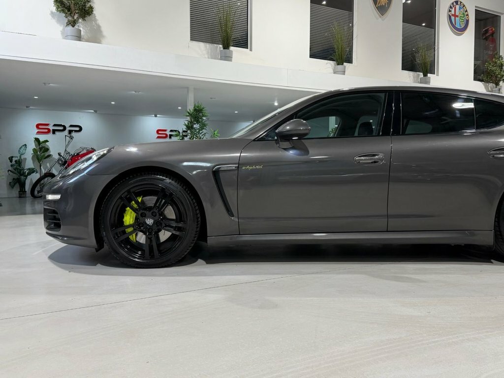 Porsche Panamera 3.0 300 V6 Tiptronic S #12