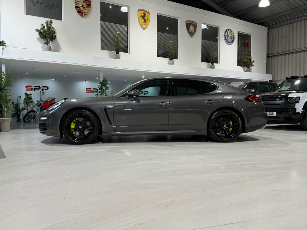 Porsche Panamera 3.0 300 V6 Tiptronic S #27
