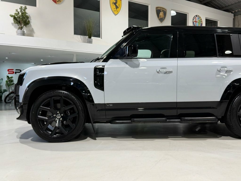 Land Rover Defender P400 Mhev Blue #34