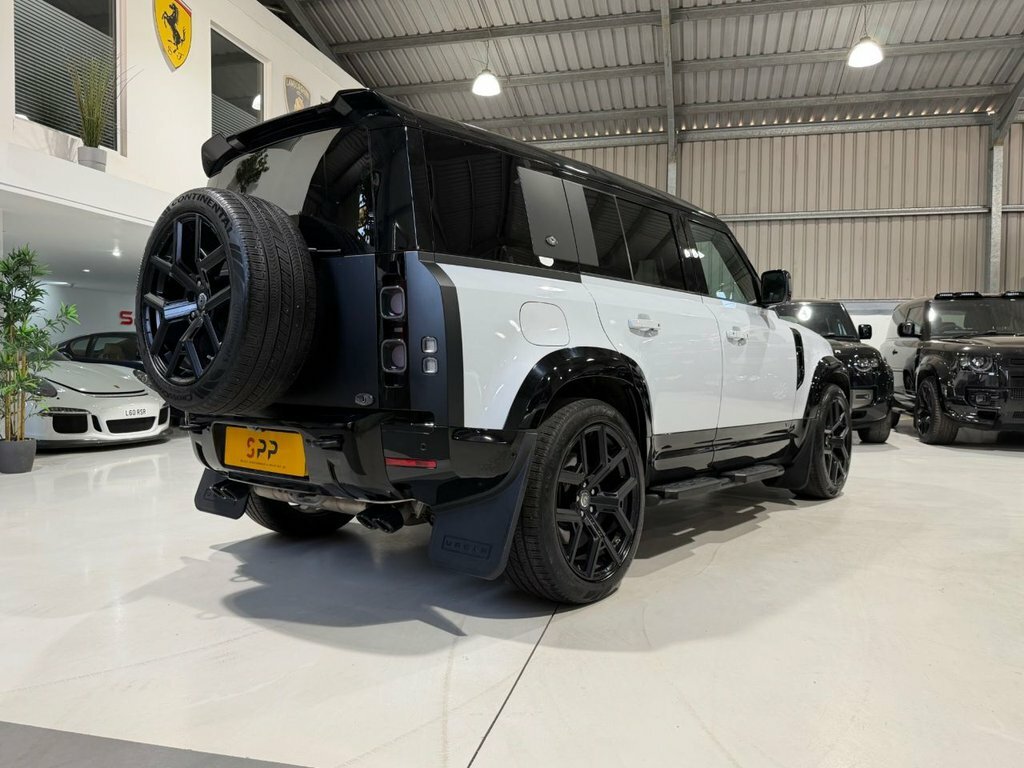 Land Rover Defender P400 Mhev Blue #28