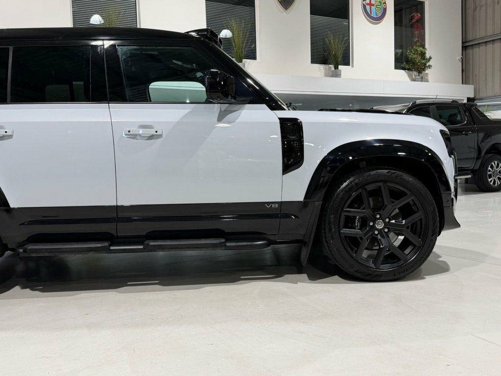 Land Rover Defender P400 Mhev Blue #29