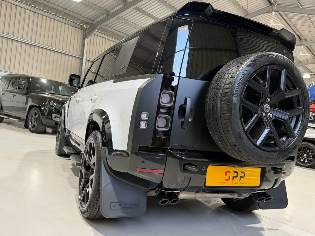 Land Rover Defender P400 Mhev Blue #35