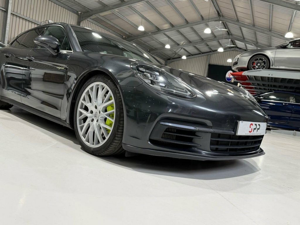 Porsche Panamera Panamera T S E-hybrid Silver #12